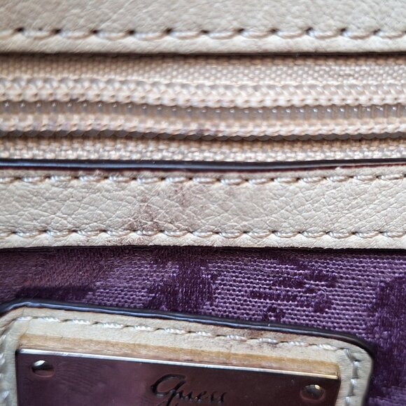 Guess Leather Hobo Slouchy Studded Ruched Metal Chain Bold Edgy Y2K - Picture 15 of 16